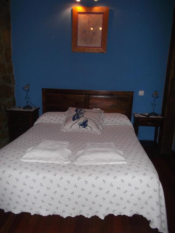 Hotel Rural El Rincon De Gadea Santa Gadea  Room photo